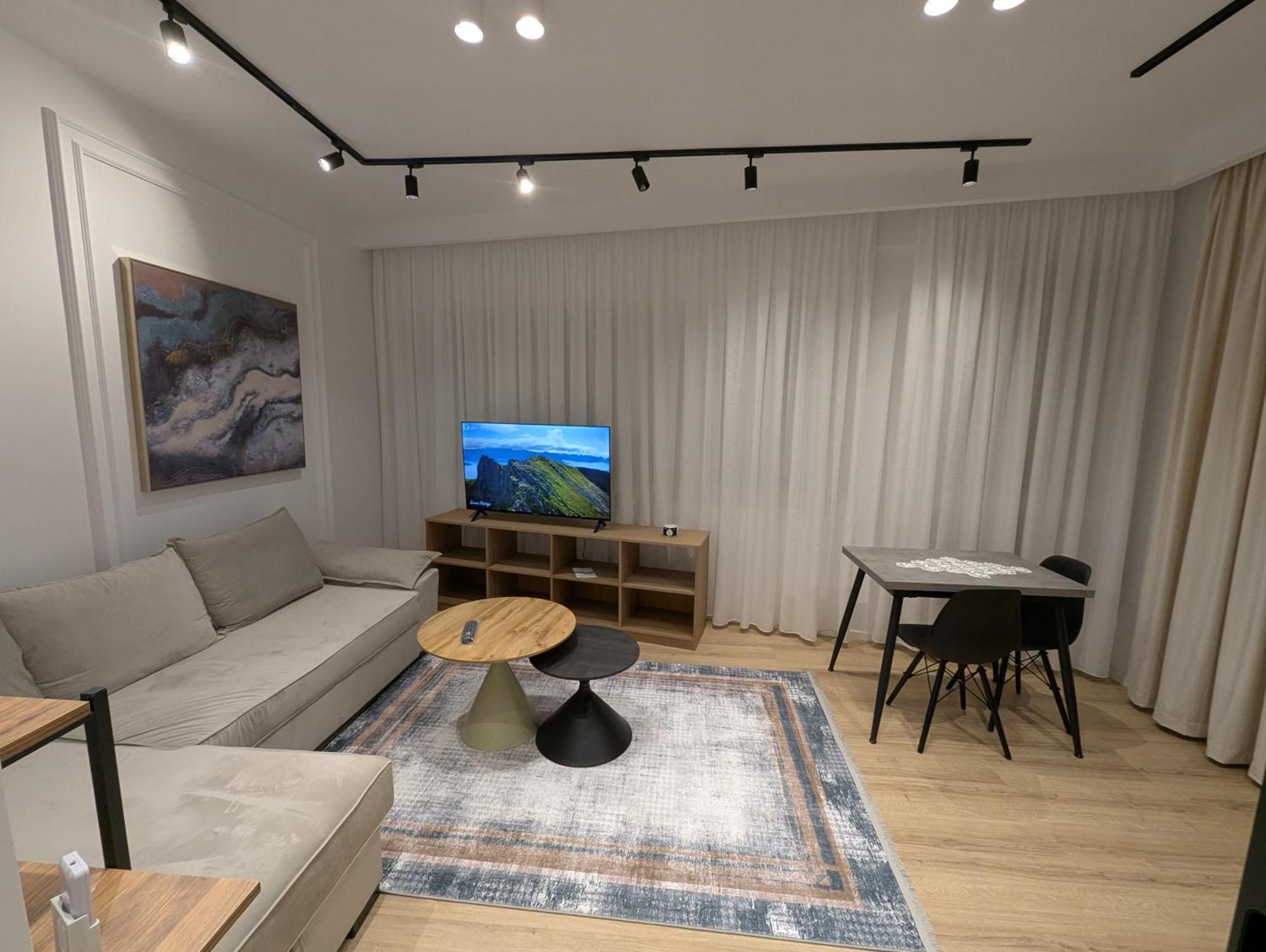 Ave's Elegance Apartamento Tirana